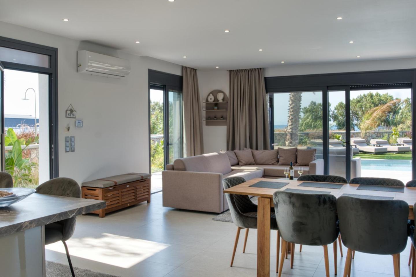 Penelope Beachfront Villa Kremastí Eksteriør bilde